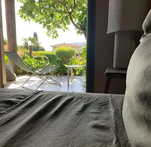 Pieds Dans L Eau Villa